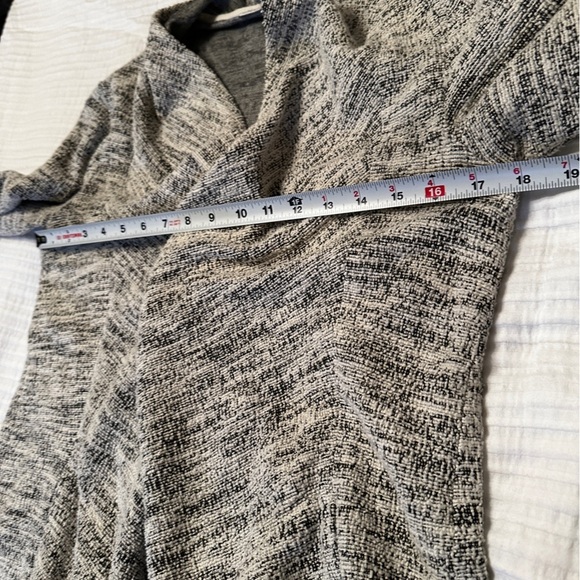 Club Monaco Marled Waterfall Front Cardigan - Size M - Picture 7 of 7